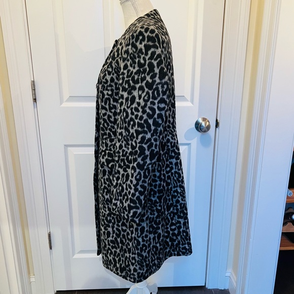 NEW BETSEY JOHNSON ANIMAL PRINT COAT - Picture 3 of 13